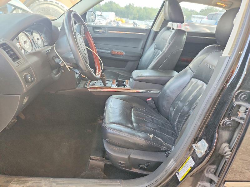 Photo 7 from auction – 2008 CHRYSLER 300C with VIN 2C3LA63HX8H165306