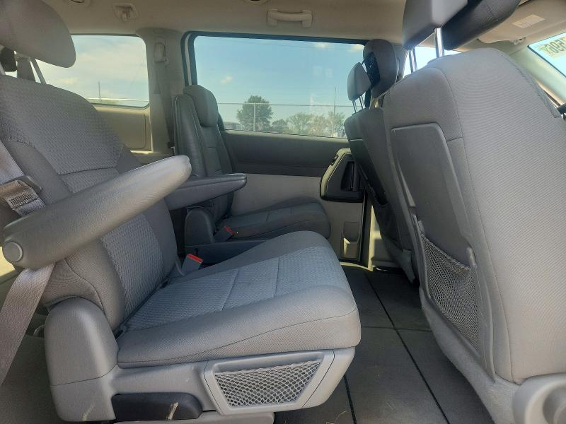 Photo 11 from auction – 2010 DODGE GRAND CARAVAN with VIN 2D4RN4DE4AR362493