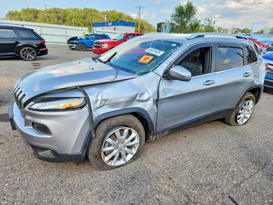 JEEP CHEROKEE 2017 with VIN 1C4PJMDS8HW635409 - Photo from auction