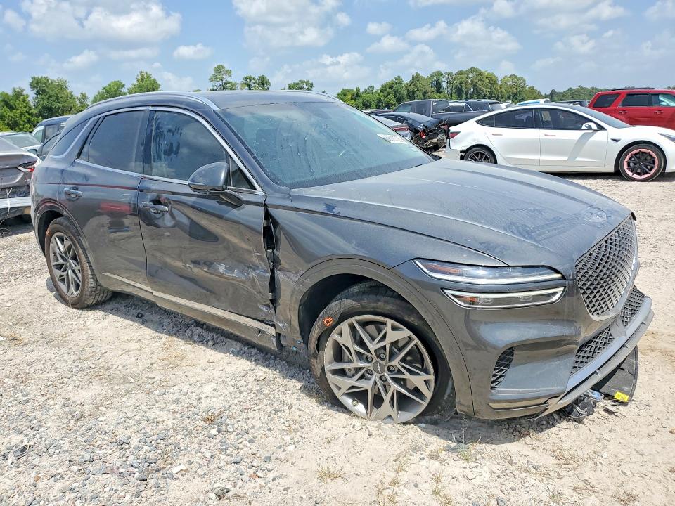 Photo 4 from auction – 2024 GENESIS GV70 with VIN 5NMMADTB5RH014346
