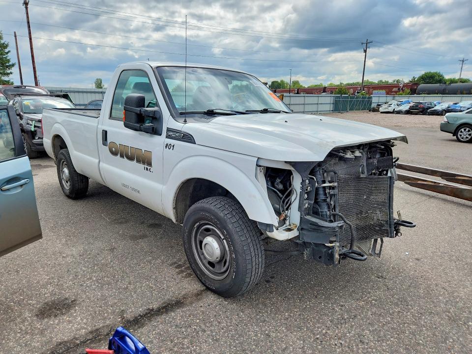 Photo 4 from auction – 2016 FORD F250 with VIN 1FTBF2A66GEB61942