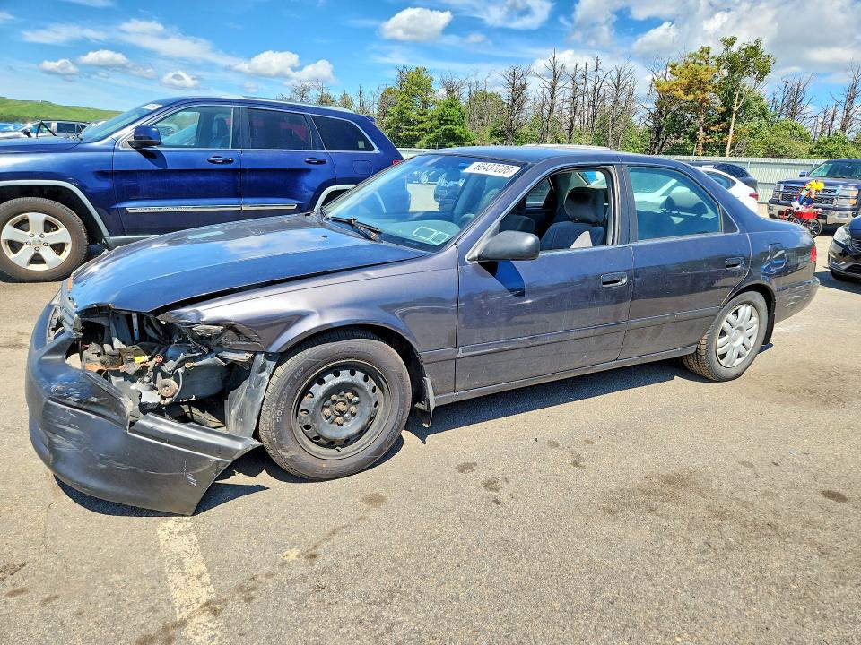 TOYOTA CAMRY 2000 with VIN JT2BG22K9Y0445419 - Photo from auction