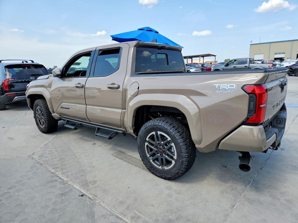 Photo 2 from auction – 2026 TOYOTA TACOMA with VIN 3TMLB5JN9TM281893