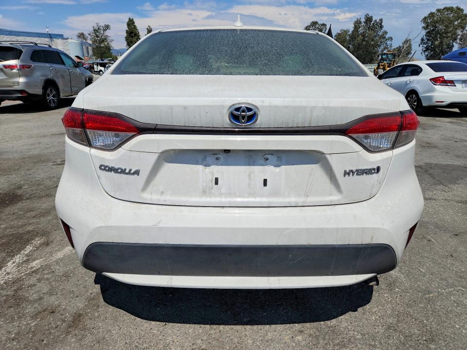 Photo 6 from auction – 2022 TOYOTA COROLLA with VIN JTDEAMDE8N3000947