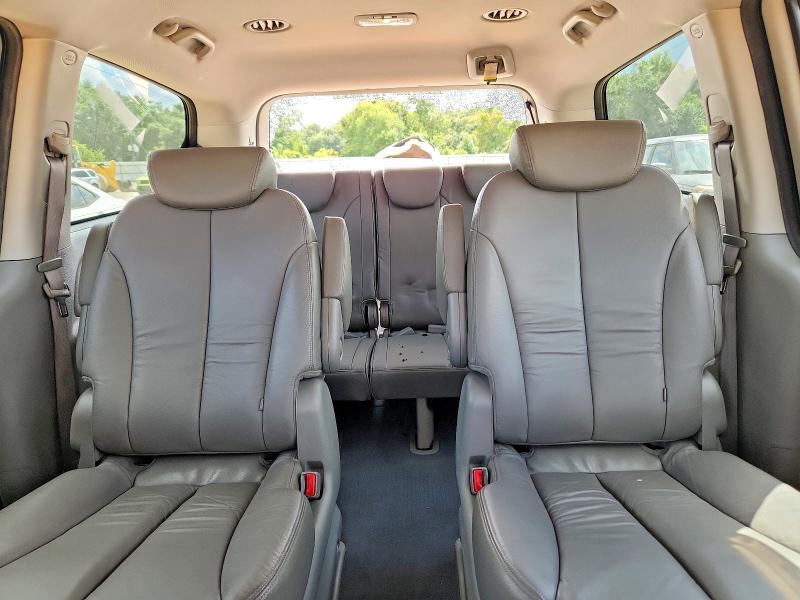 Photo 10 from auction – 2008 HYUNDAI ENTOURAGE with VIN KNDMC233586054316