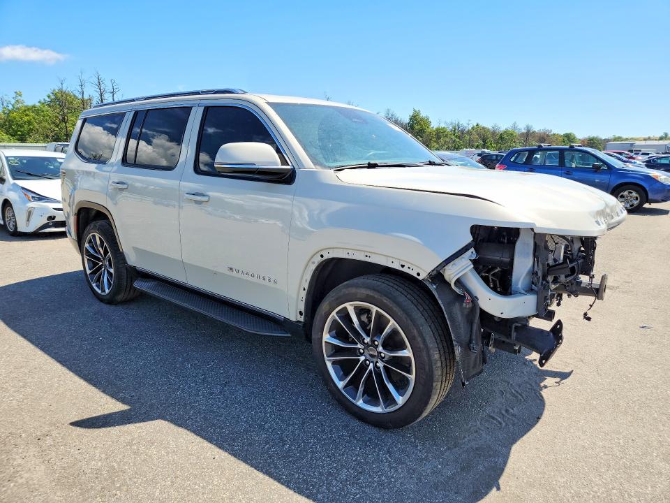 Photo 4 from auction – 2022 JEEP WAGONEER with VIN 1C4SJVBT9NS130008