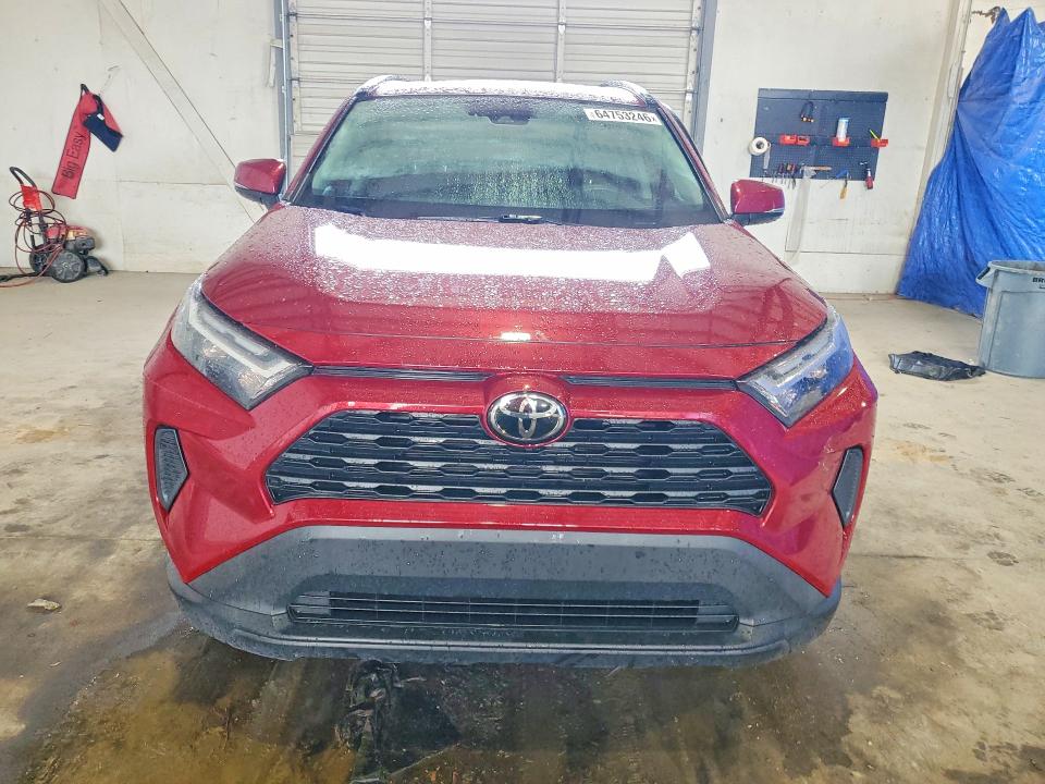 Photo 5 from auction – 2022 TOYOTA RAV4 with VIN 2T3P1RFV8NW294804