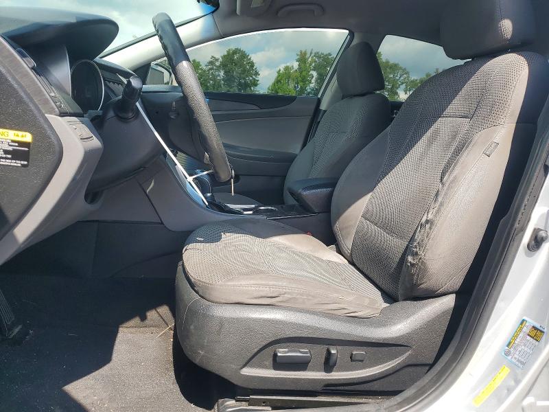 Photo 7 from auction – 2012 HYUNDAI SONATA with VIN 5NPEB4AC9CH442248