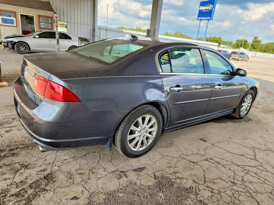 Photo 3 from auction – 2011 BUICK LUCERNE with VIN 1G4HC5EM5BU152298