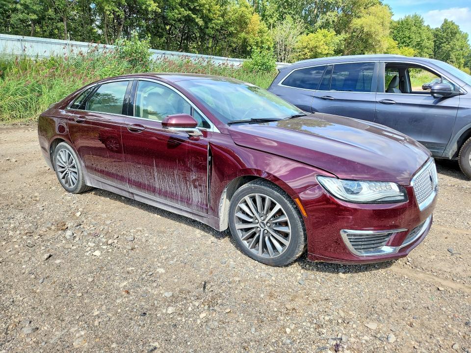 Photo 4 from auction – 2017 LINCOLN MKZ with VIN 3LN6L5C91HR665165