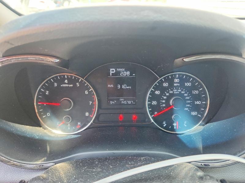 Foto 9 de la subasta – 2018 KIA FORTE con VIN 3KPFK4A74JE220385