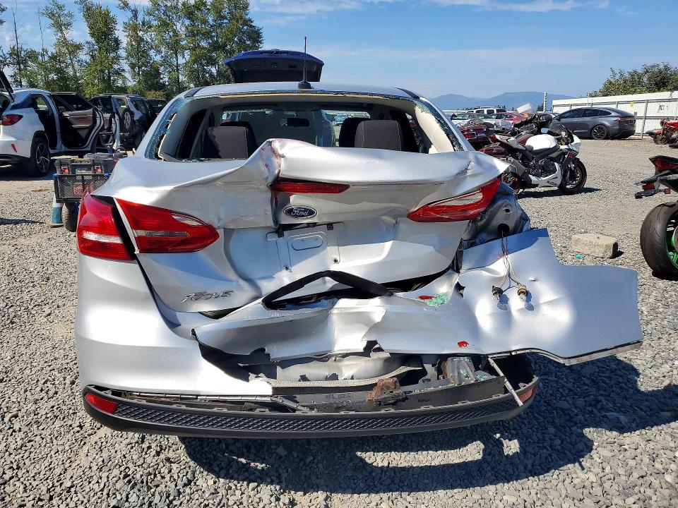 Photo 6 from auction – 2017 FORD FOCUS with VIN 1FADP3E29HL325643