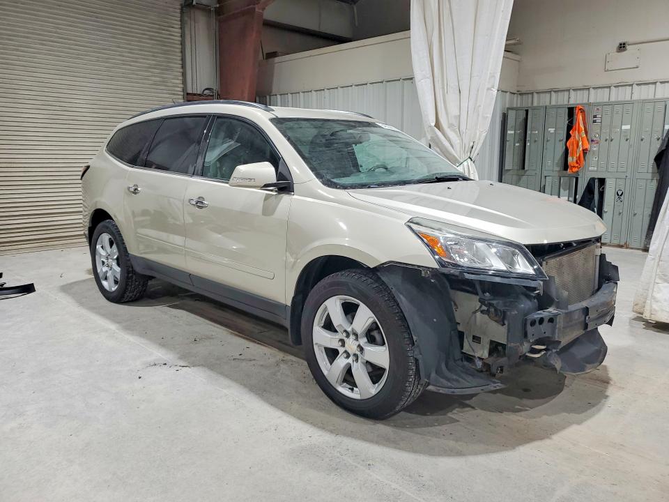 Photo 4 from auction – 2016 CHEVROLET TRAVERSE with VIN 1GNKVGKD5GJ306478