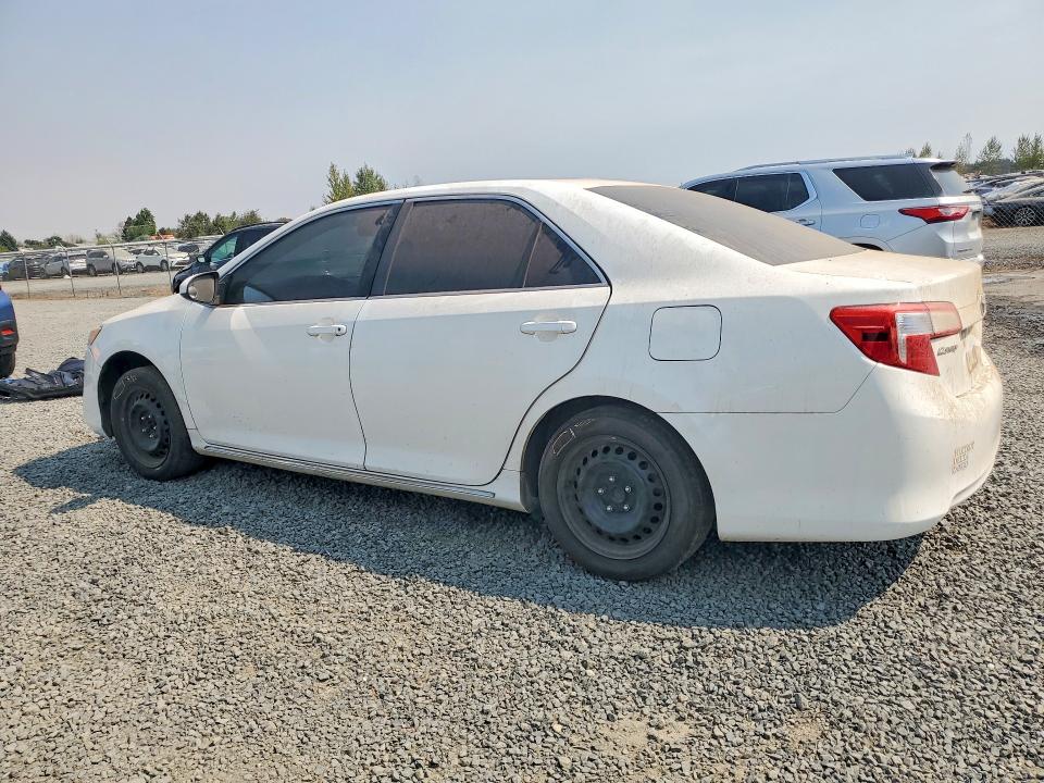 Zdjęcie 2 z aukcji – 2013 TOYOTA CAMRY z VIN 4T4BF1FK3DR327885
