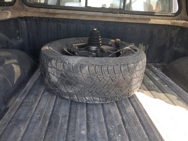 Photo 12 from auction – 2001 DODGE DAKOTA with VIN 1B7HG2AN01S280027