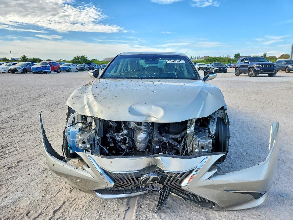 Photo 5 from auction – 2021 LEXUS ES 350 with VIN 58ADZ1B10MU082981