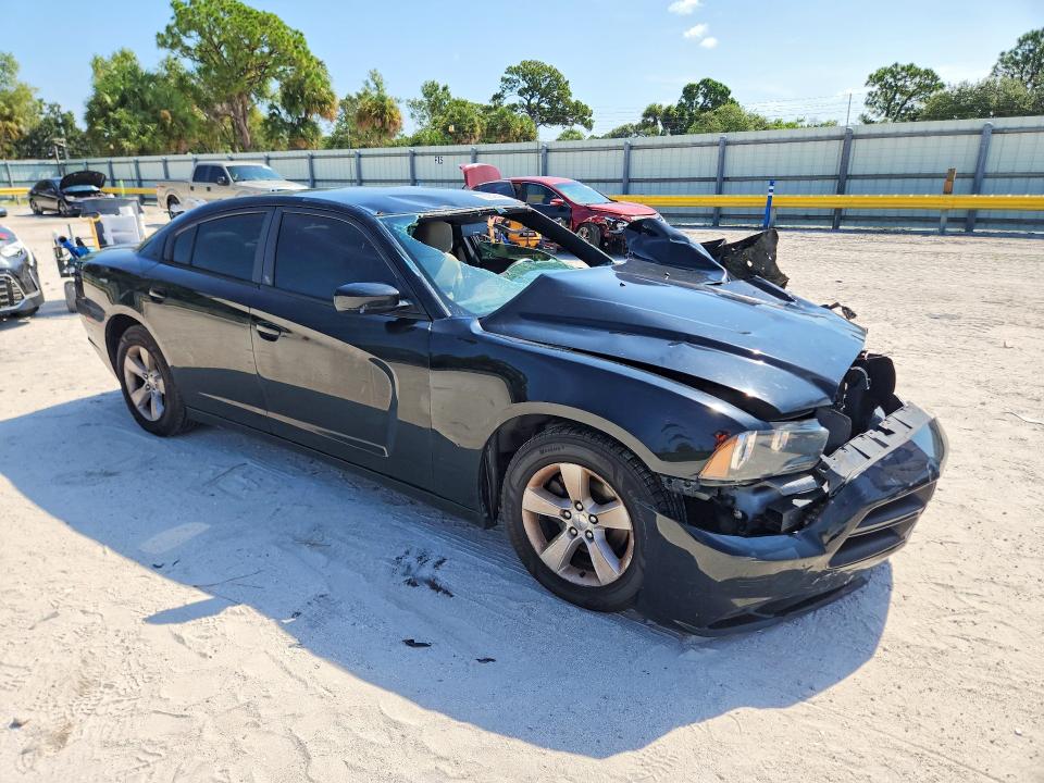 Photo 4 from auction – 2014 DODGE CHARGER with VIN 2C3CDXBG0EH174405