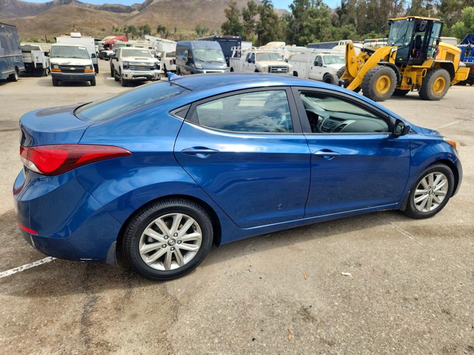 Photo 3 from auction – 2015 HYUNDAI ELANTRA with VIN KMHDH4AE7FU303754