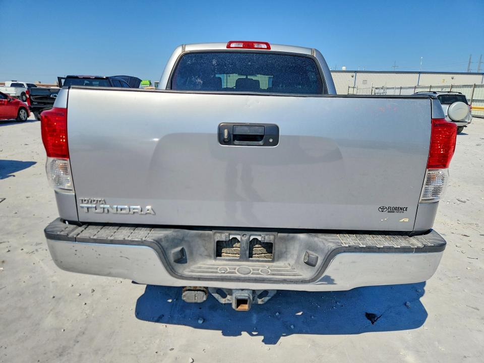 Photo 6 from auction – 2013 TOYOTA TUNDRA with VIN 5TFDW5F12DX297847