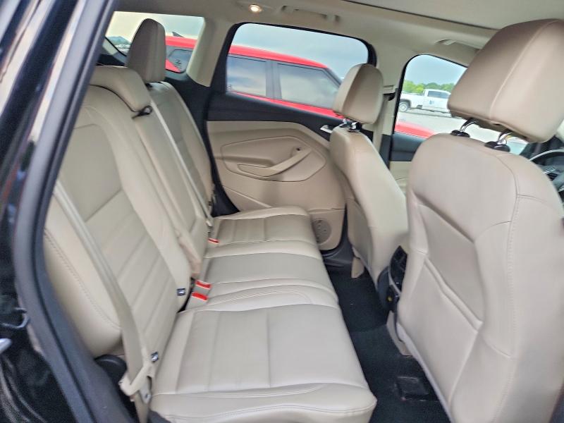 Photo 11 from auction – 2017 FORD ESCAPE with VIN 1FMCU9J93HUD63962