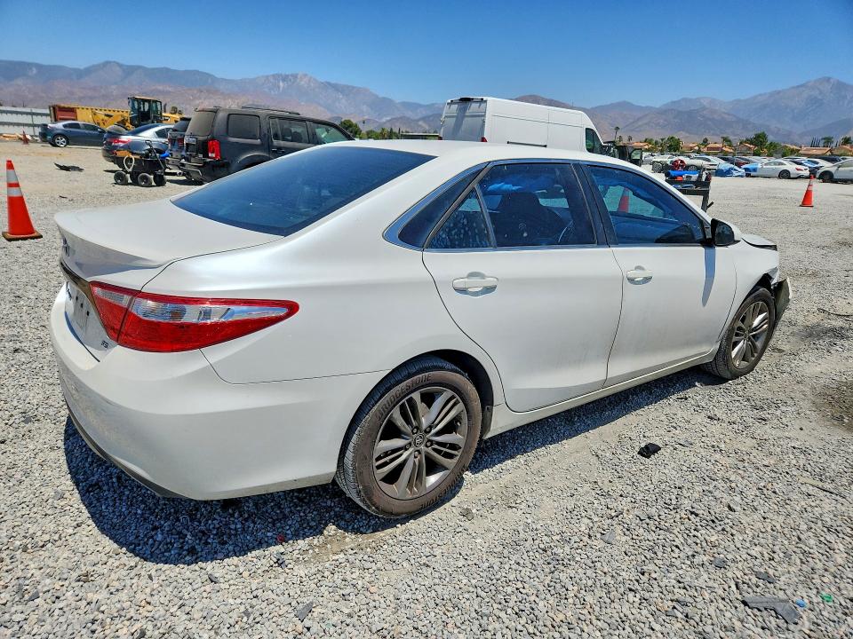 Photo 3 from auction – 2016 TOYOTA CAMRY with VIN 4T1BF1FK7GU169386