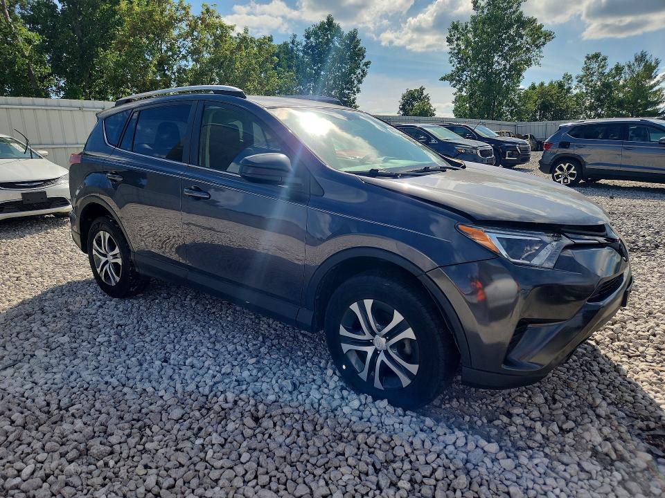 Photo 4 from auction – 2016 TOYOTA RAV4 with VIN JTMBFREVXGJ091427