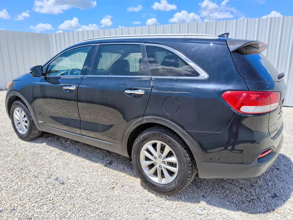 Photo 2 from auction – 2017 KIA SORENTO with VIN 5XYPGDA33HG213315