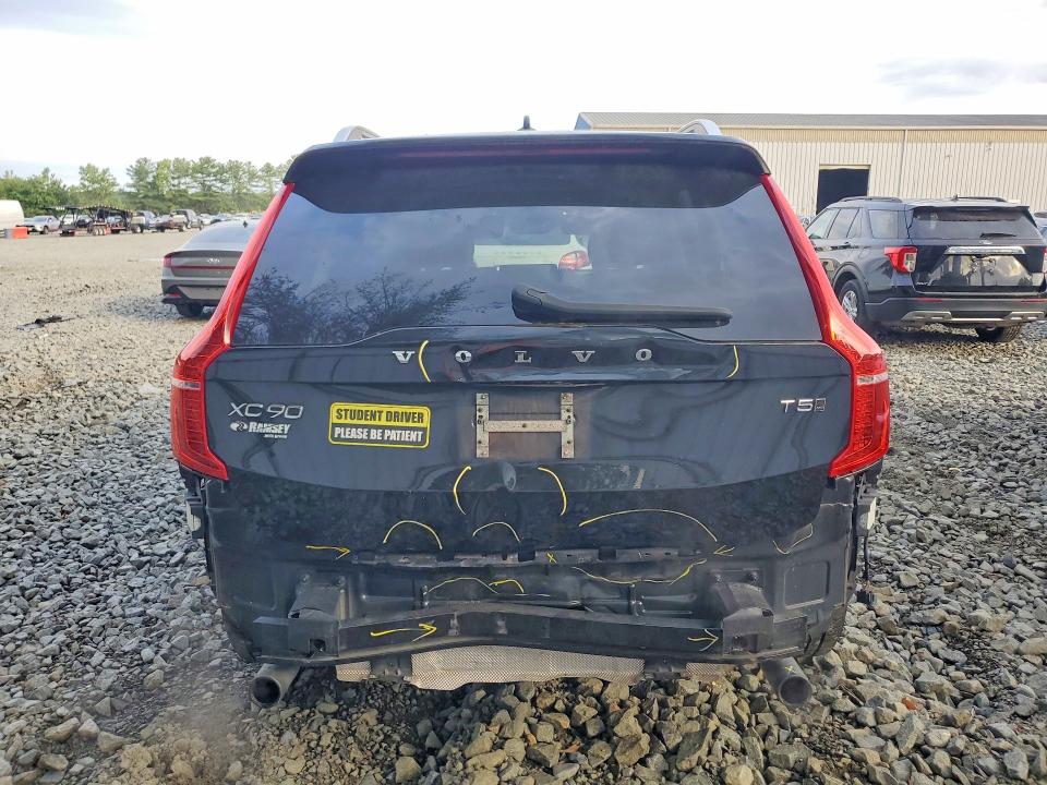 Photo 6 from auction – 2019 VOLVO XC90 with VIN YV4102PK6K1494771