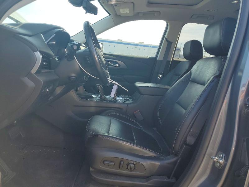 Photo 7 from auction – 2018 CHEVROLET TRAVERSE with VIN 1GNERKKW6JJ270300