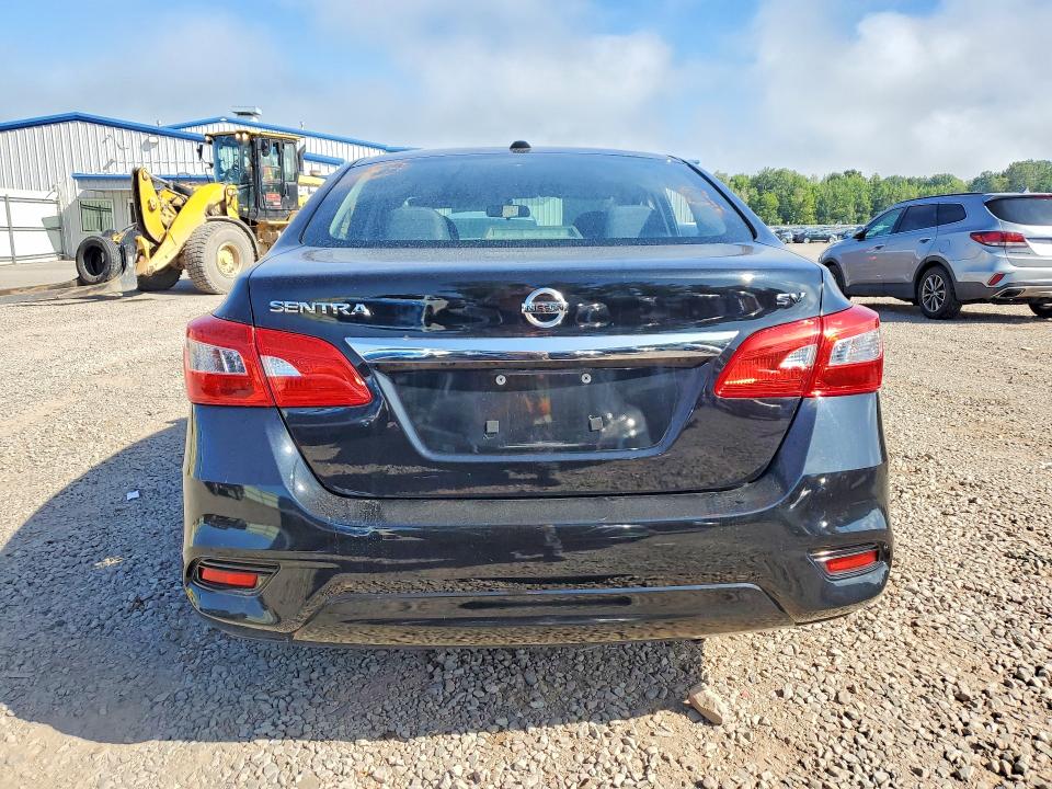 Photo 6 from auction – 2018 NISSAN SENTRA with VIN 3N1AB7AP4JL660570
