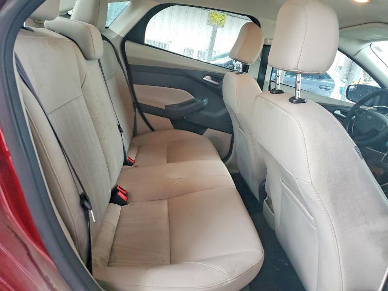 Photo 10 from auction – 2016 FORD FOCUS with VIN 1FADP3F29GL236877