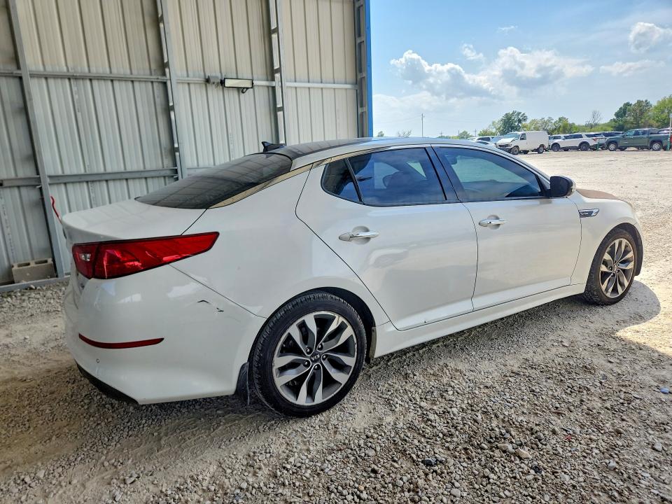 Снимка 3 от търг – 2015 KIA OPTIMA с VIN 5XXGR4A66FG506650