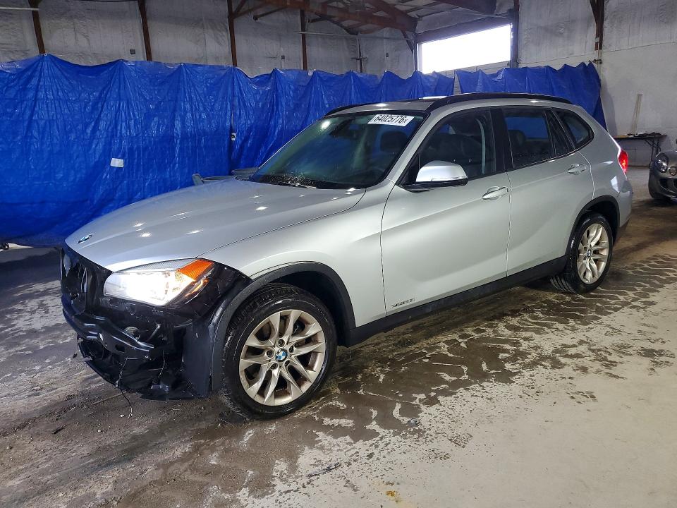 BMW X1 2015 with VIN WBAVL1C52FVY35066 - Photo from auction