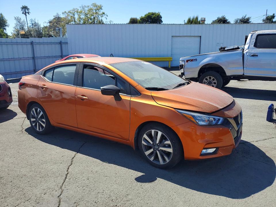 Photo 4 from auction – 2020 NISSAN VERSA with VIN 3N1CN8FV4LL812010