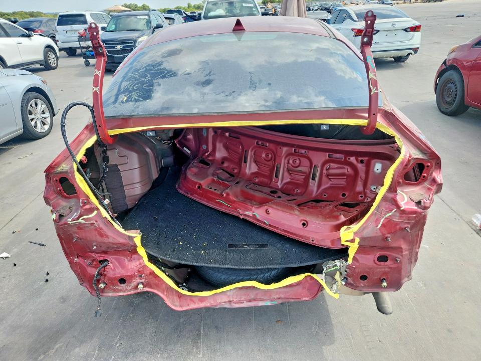 Photo 6 from auction – 2022 KIA K5 with VIN 5XXG64J25NG133556