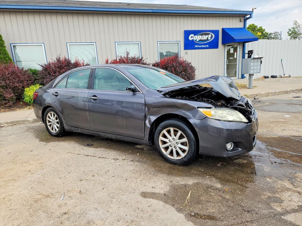 Photo 4 from auction – 2011 TOYOTA CAMRY with VIN 4T4BF3EK8BR129071