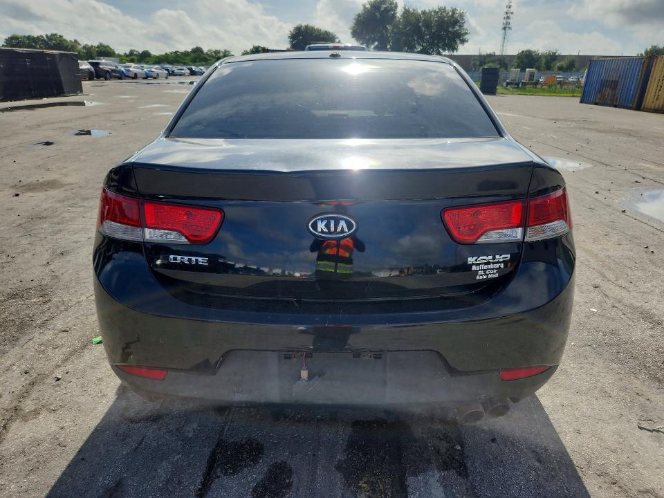 Photo 6 from auction – 2010 KIA FORTE KOUP with VIN KNAFU6A28A5257782