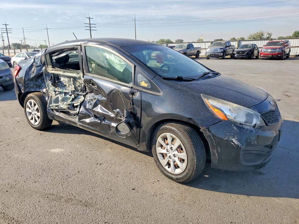 Photo 4 from auction – 2014 KIA RIO with VIN KNADM4A35E6376314