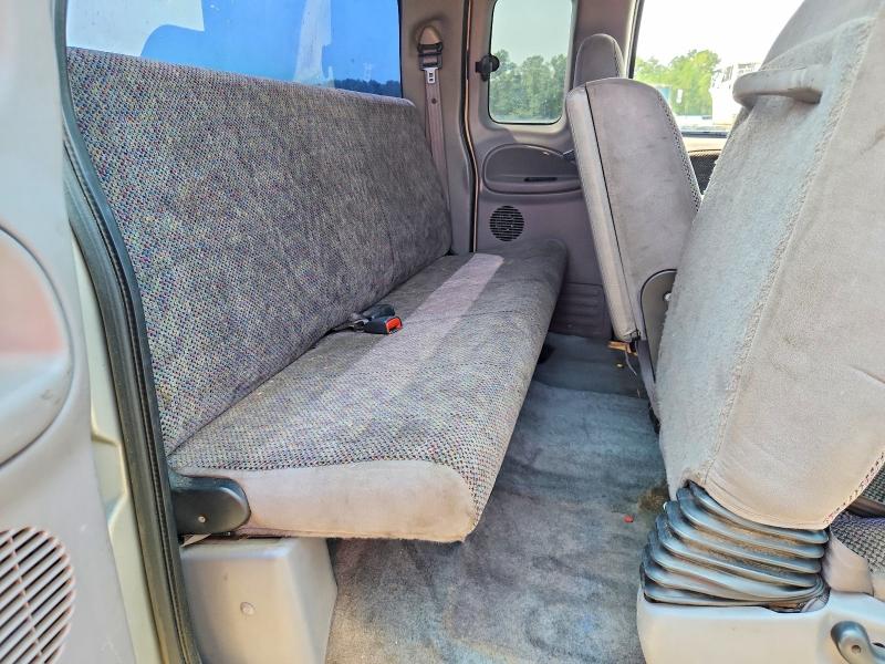 Photo 10 from auction – 1998 DODGE RAM 1500 with VIN 1B7HC13Y0WJ204155