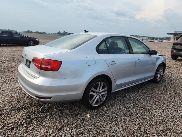 Photo 3 from auction – 2015 VOLKSWAGEN JETTA with VIN 3VWL07AJXFM247901