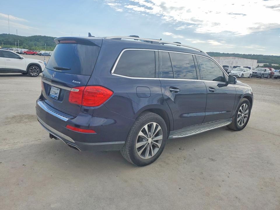 Photo 3 from auction – 2013 MERCEDES-BENZ GL with VIN 4JGDF7CE6DA144955