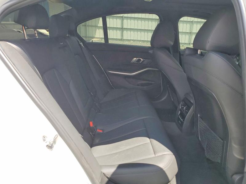 Photo 10 from auction – 2021 BMW 330XI with VIN 3MW5R7J00M8B51156