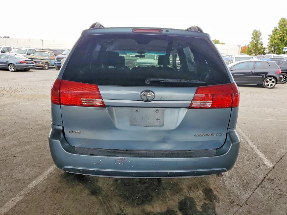 Photo 6 from auction – 2005 TOYOTA SIENNA with VIN 5TDZA23C45S306774