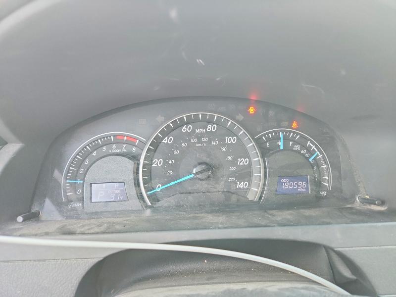 Снимка 9 от търг – 2014 TOYOTA CAMRY с VIN 4T4BF1FK8ER371351