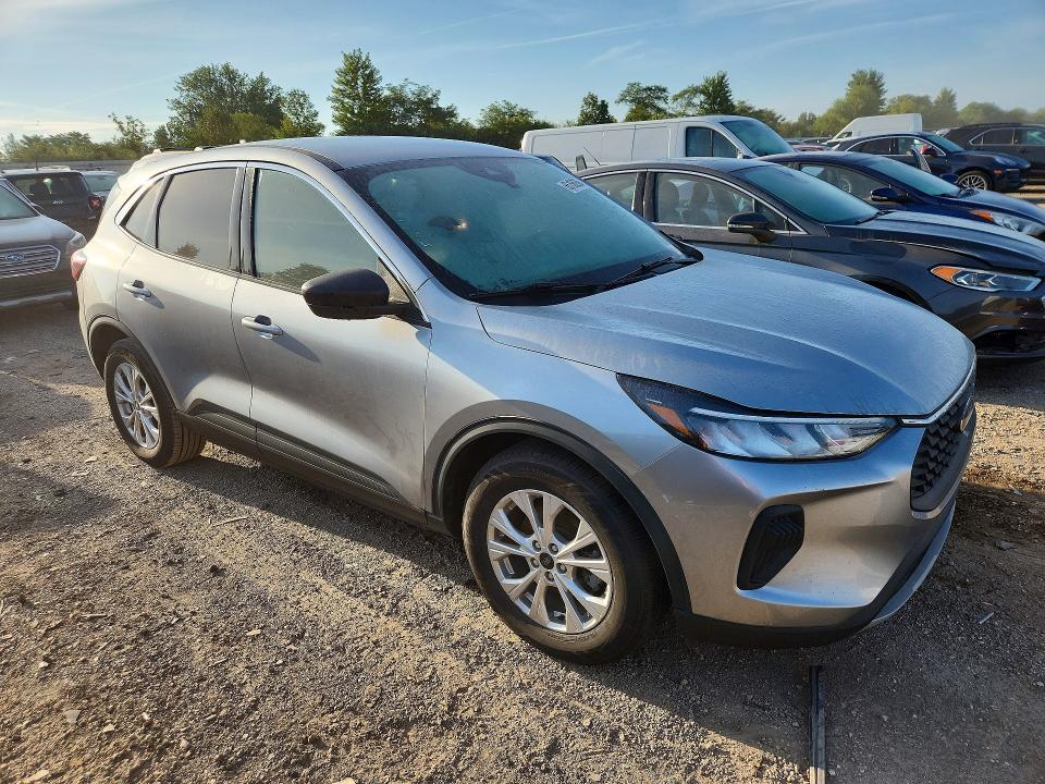 Photo 4 from auction – 2023 FORD ESCAPE with VIN 1FMCU0GN7PUA18724