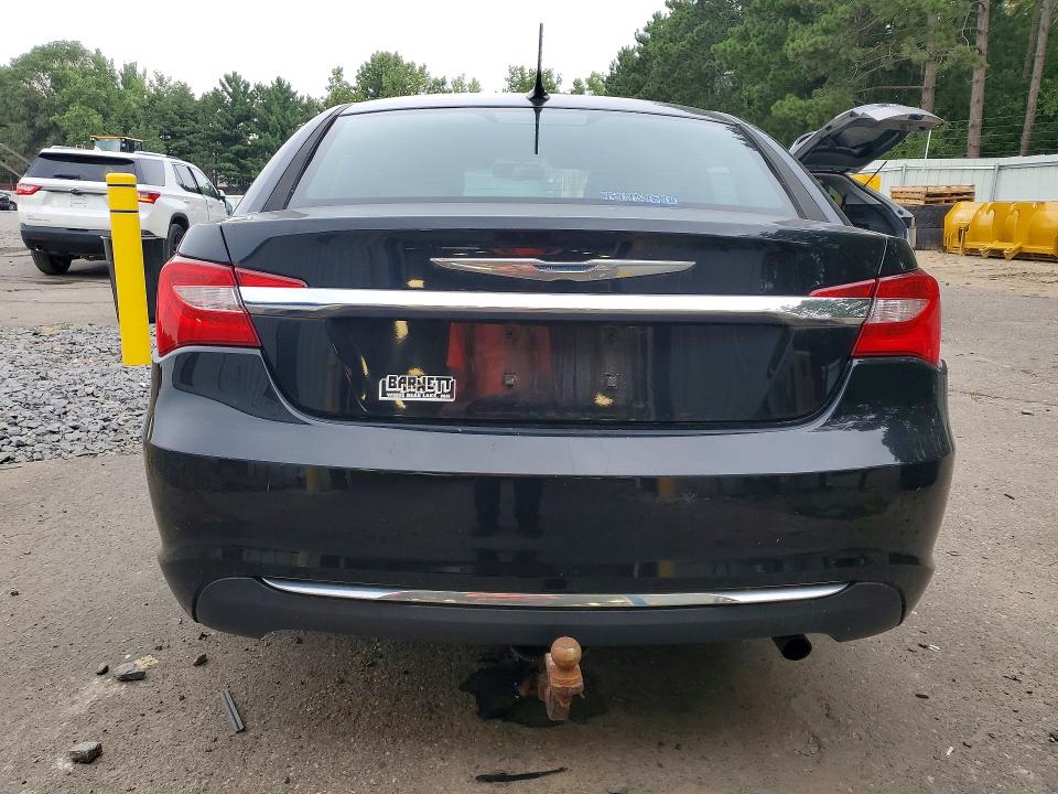 Photo 6 from auction – 2012 CHRYSLER 200 with VIN 1C3CCBCB2CN288869