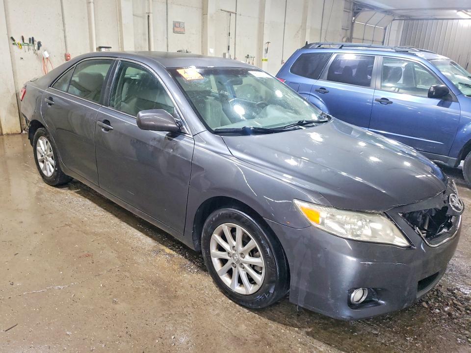Photo 4 from auction – 2011 TOYOTA CAMRY with VIN 4T1BF3EK8BU663598
