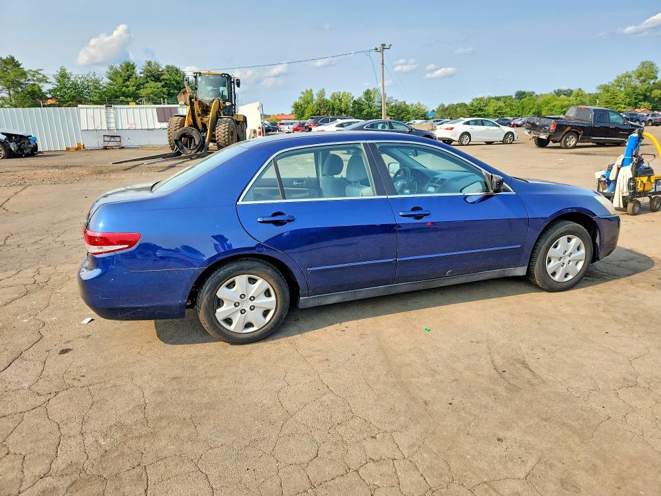 Photo 3 from auction – 2004 HONDA ACCORD with VIN 1HGCM56334A147477