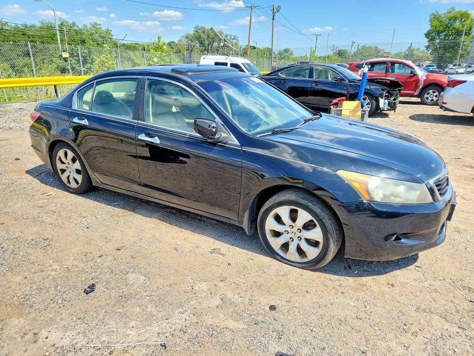 Photo 4 from auction – 2010 HONDA ACCORD with VIN 1HGCP3F82AA004622