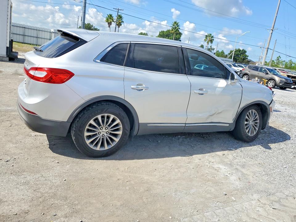 Photo 3 from auction – 2016 LINCOLN MKX with VIN 2LMTJ6KR6GBL56776